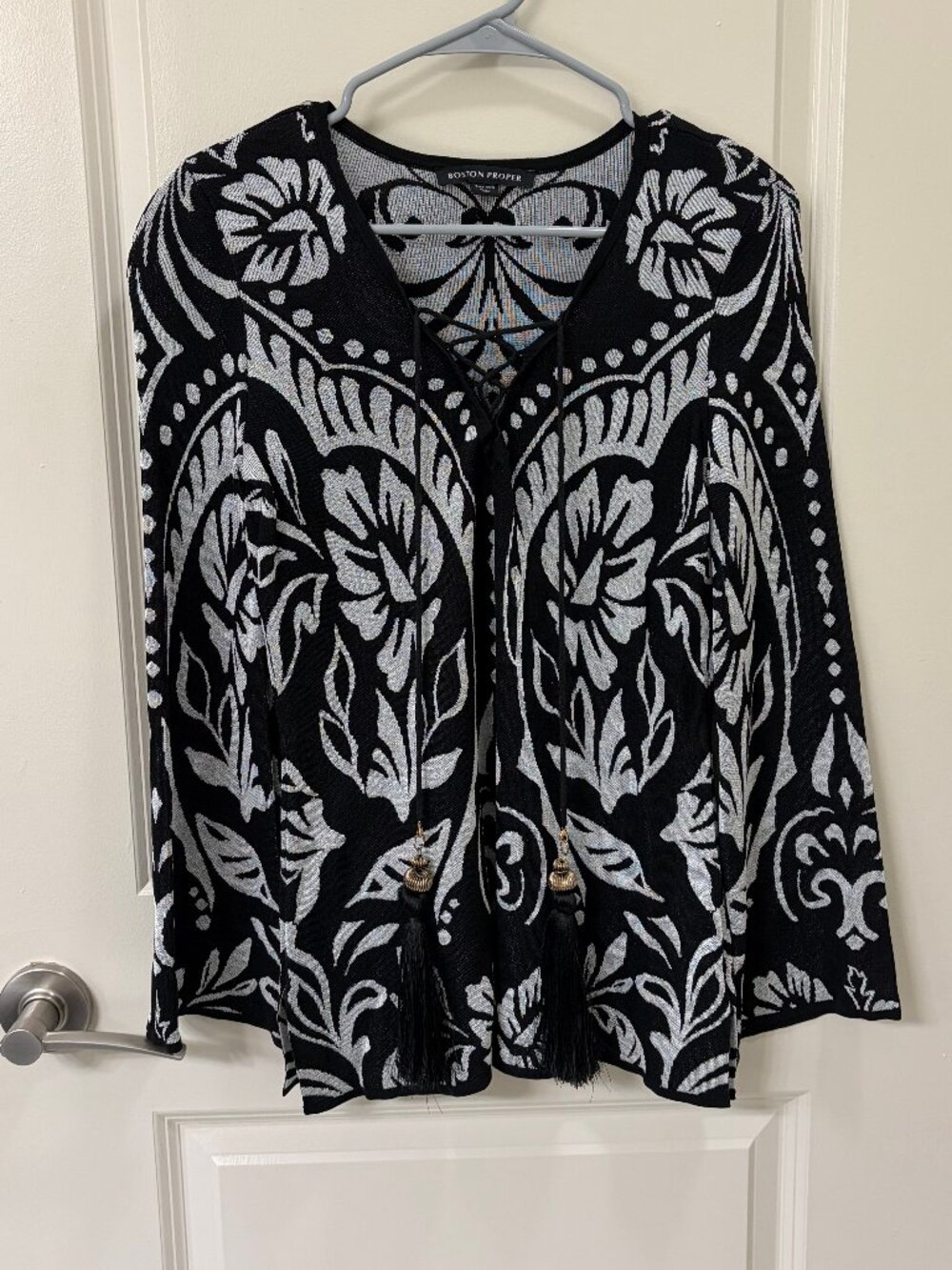 Boston Proper Black and White Boho Floral Tunic Sweater